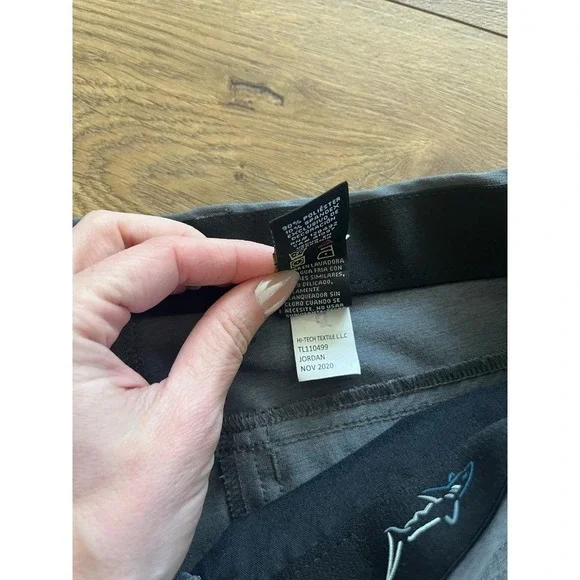 Greg Norman Men’s Gray Performance Pants 32x32​​​​​​​​ - Picture 5 of 6